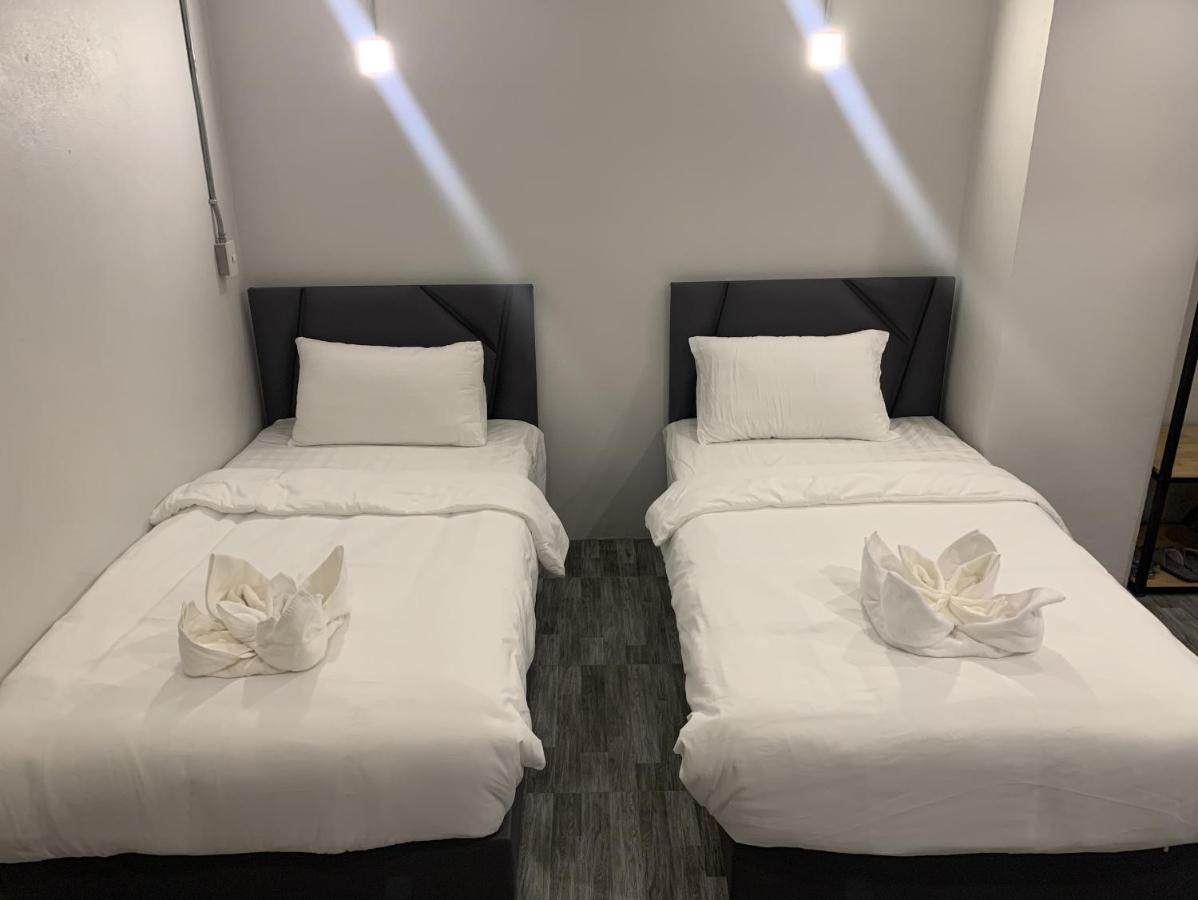 Life Hotel Rong Khun Ban Mai  Eksteriør billede