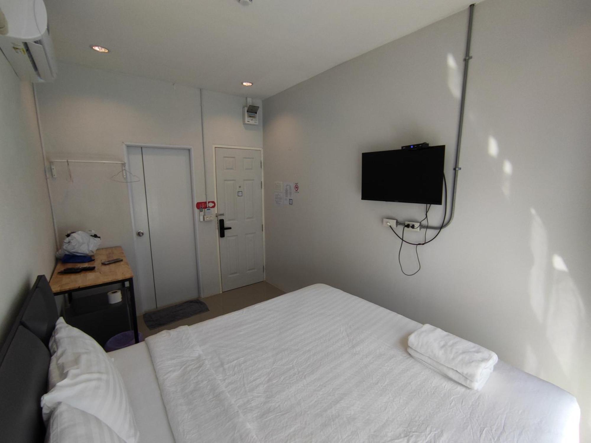 Life Hotel Rong Khun Ban Mai  Eksteriør billede