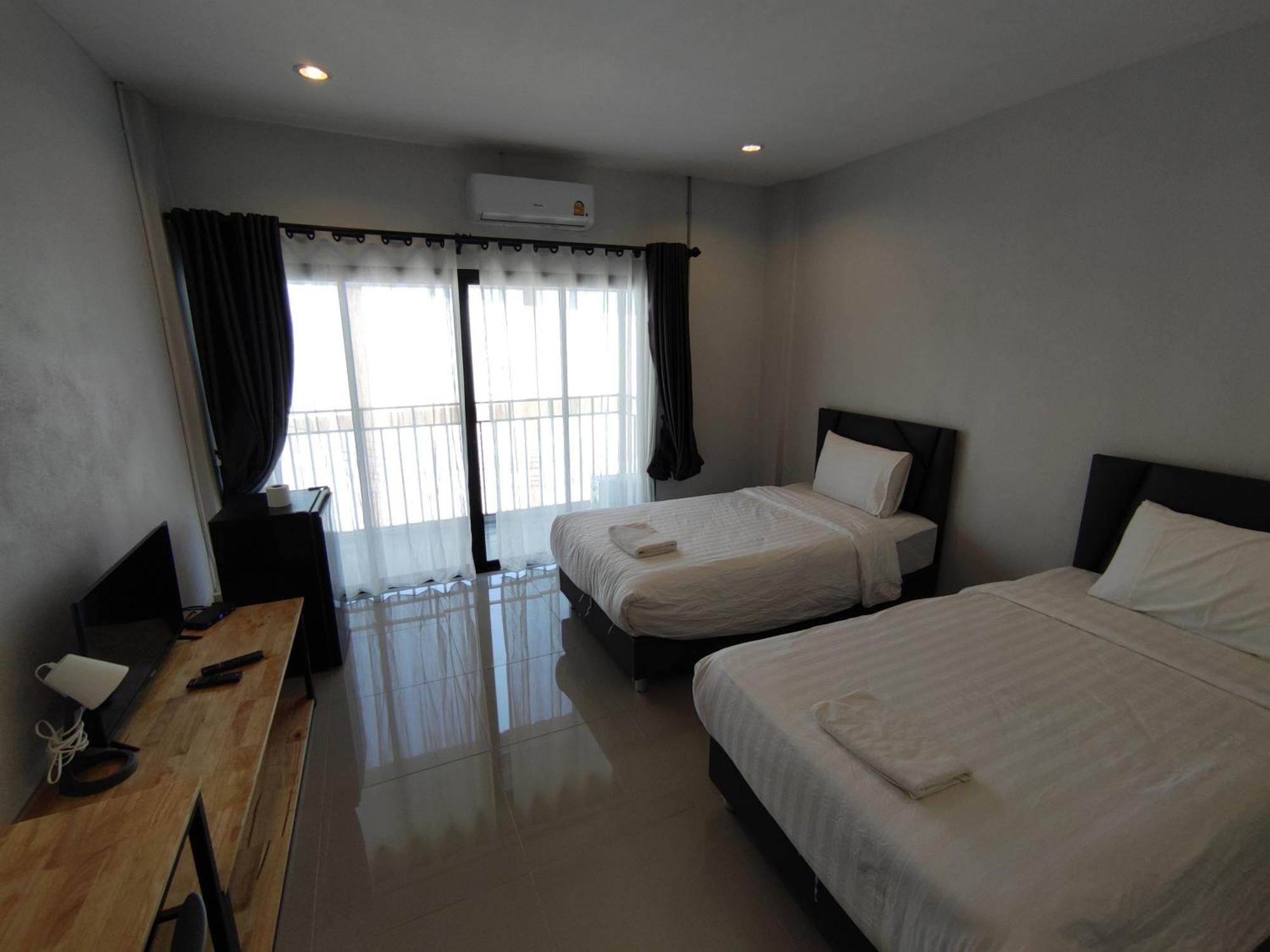 Life Hotel Rong Khun Ban Mai  Eksteriør billede
