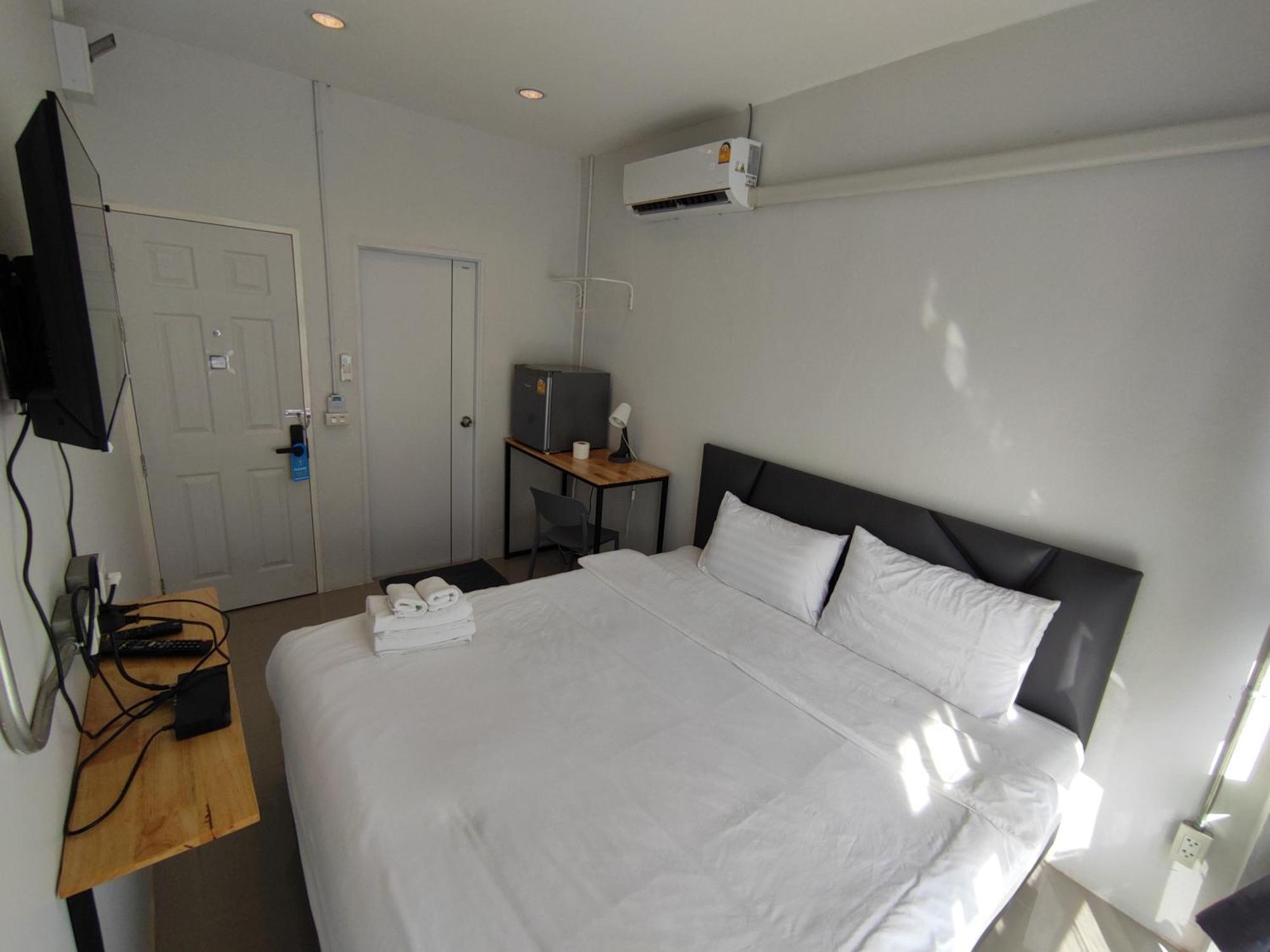 Life Hotel Rong Khun Ban Mai  Eksteriør billede